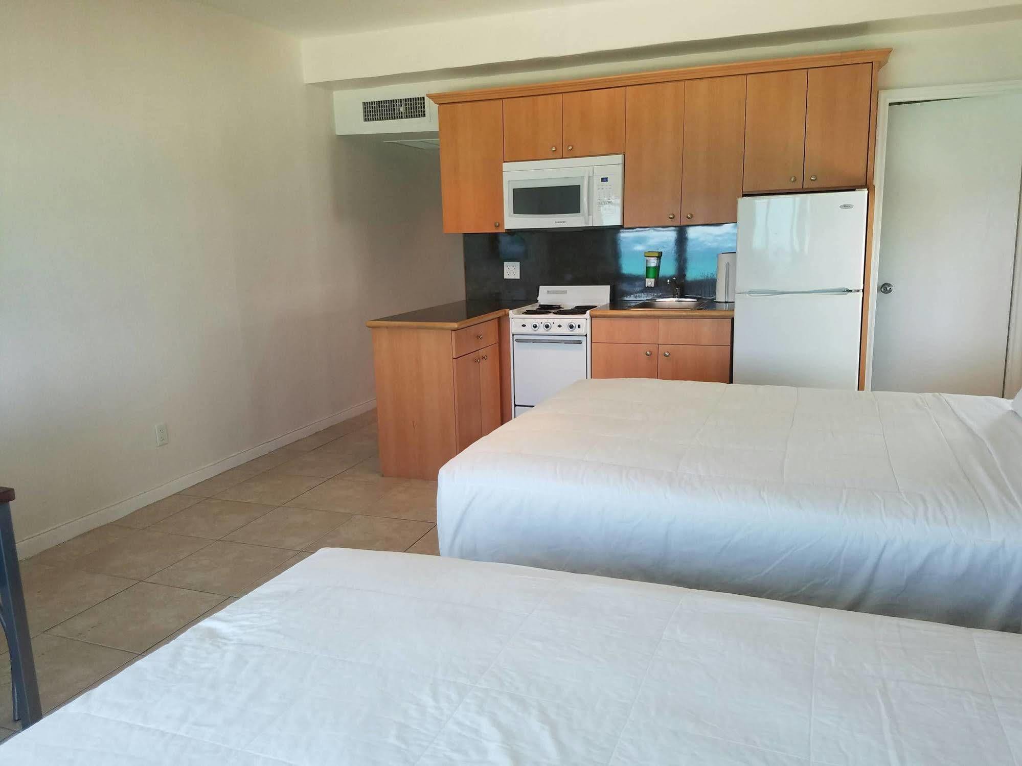 Ocean Front Casablanca With Full Kitchens & Access By Bl Apartamento Miami Beach